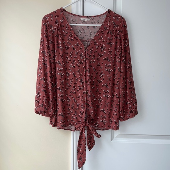 Maurices floral blouse - Picture 1 of 3